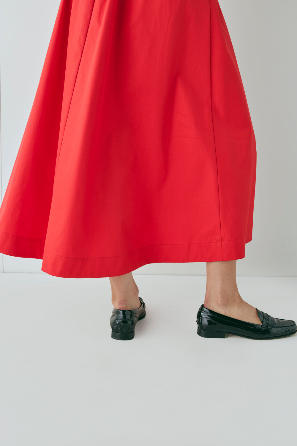 Ruby Midi Skirt Red