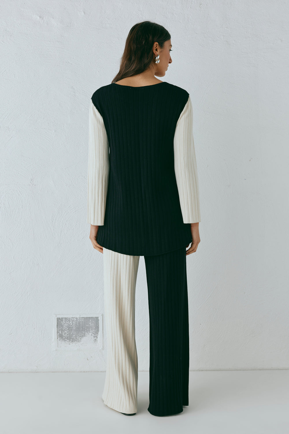 Suri Knit Top Splice