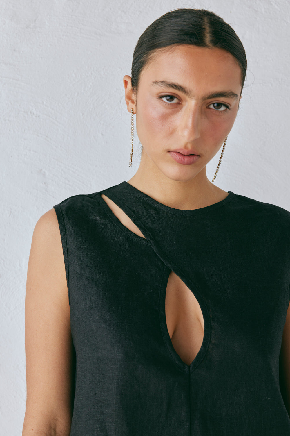 Yuri Linen Mini Dress Black