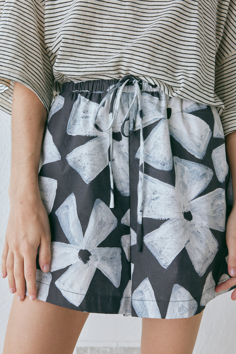 Annika Shorts Fiore