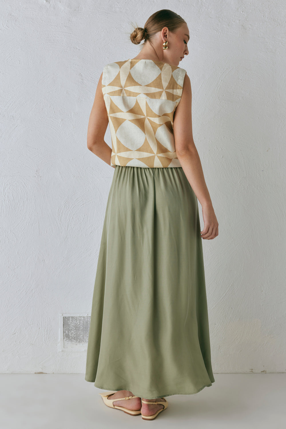Solara Midi Skirt Sage