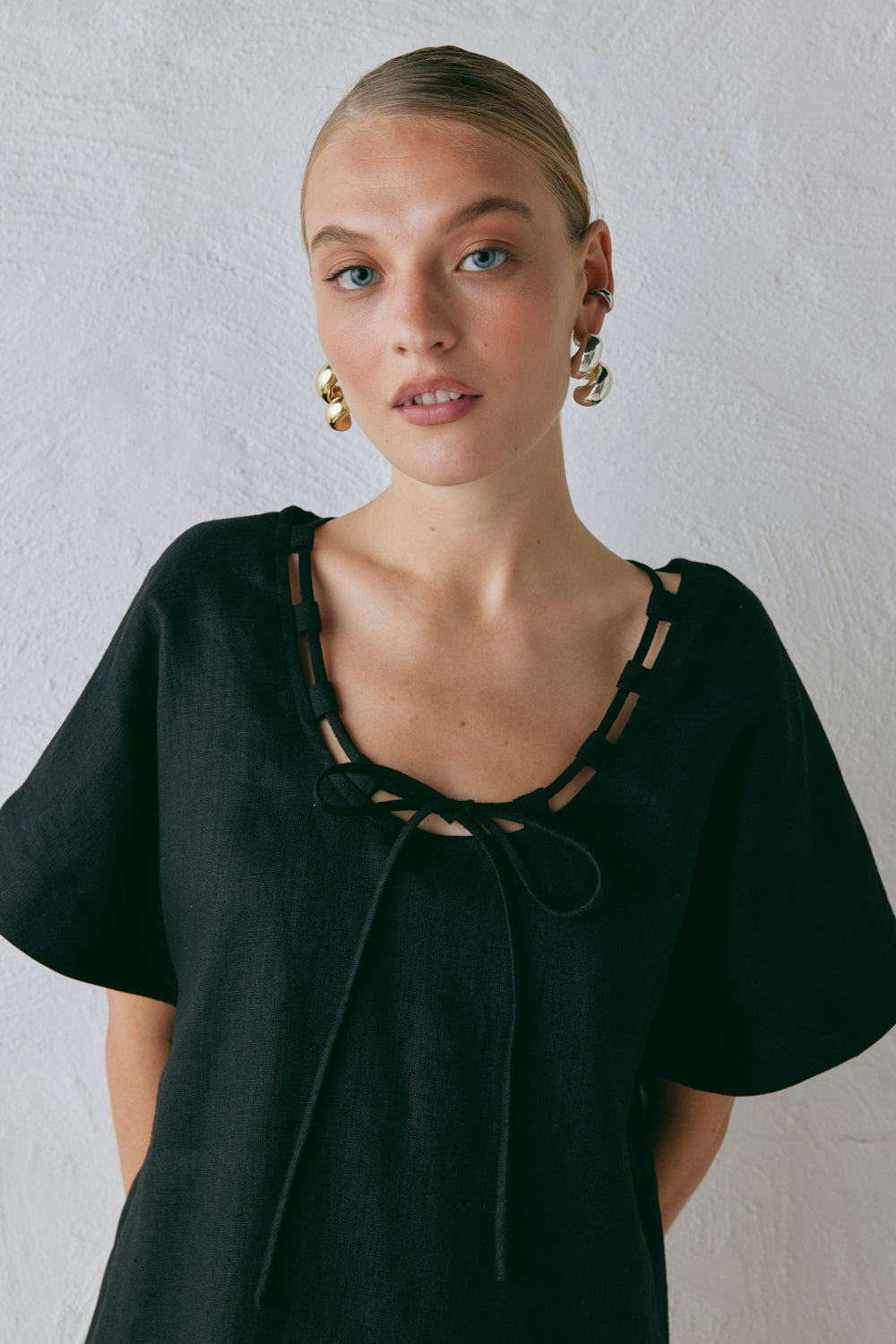 Nellie Linen Mini Dress Black