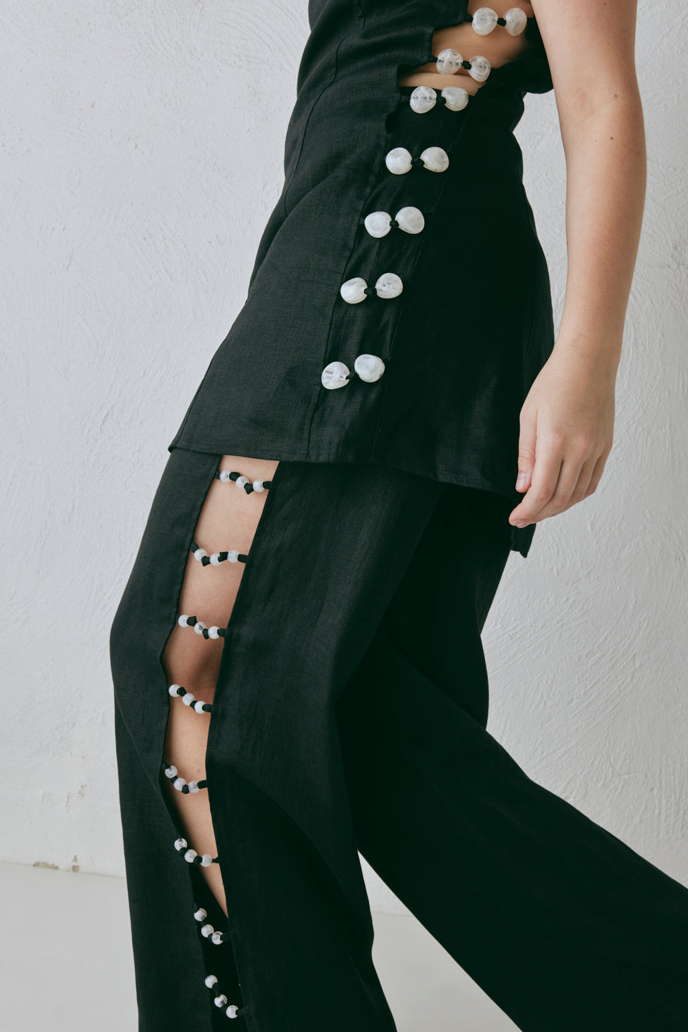 Tia Linen Mini Dress Black