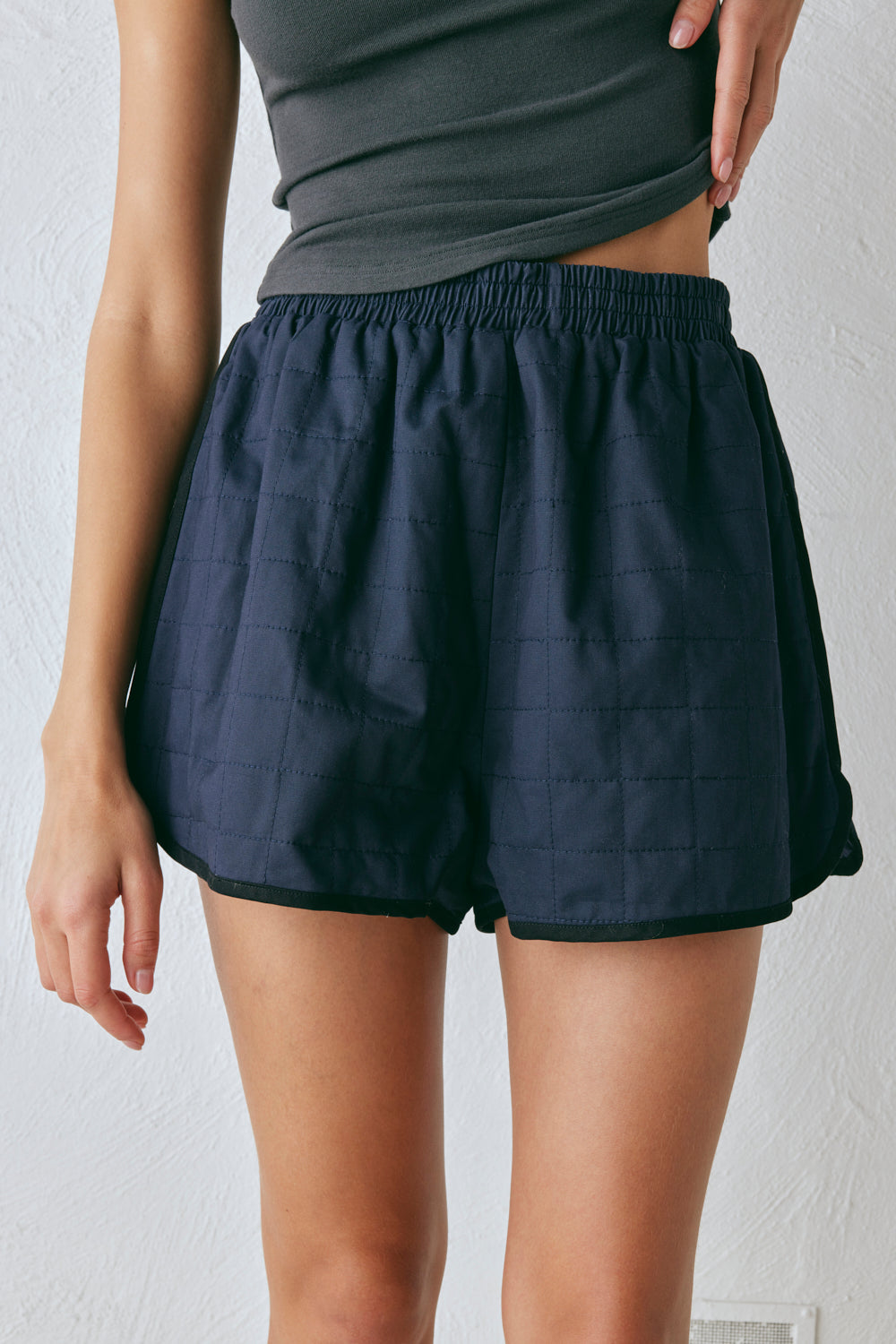Yvette Shorts Navy
