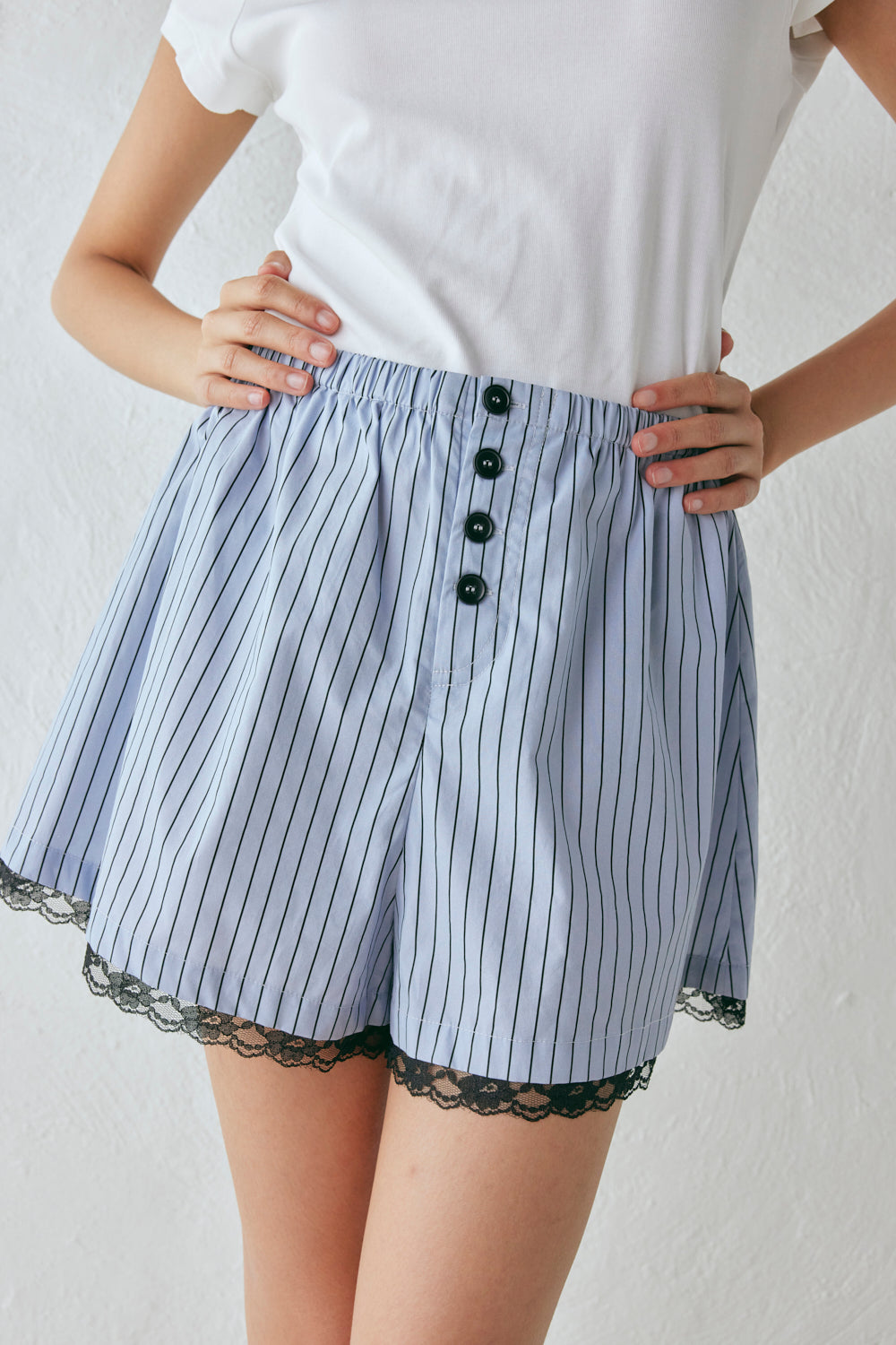 Ava Shorts Blue Stripe
