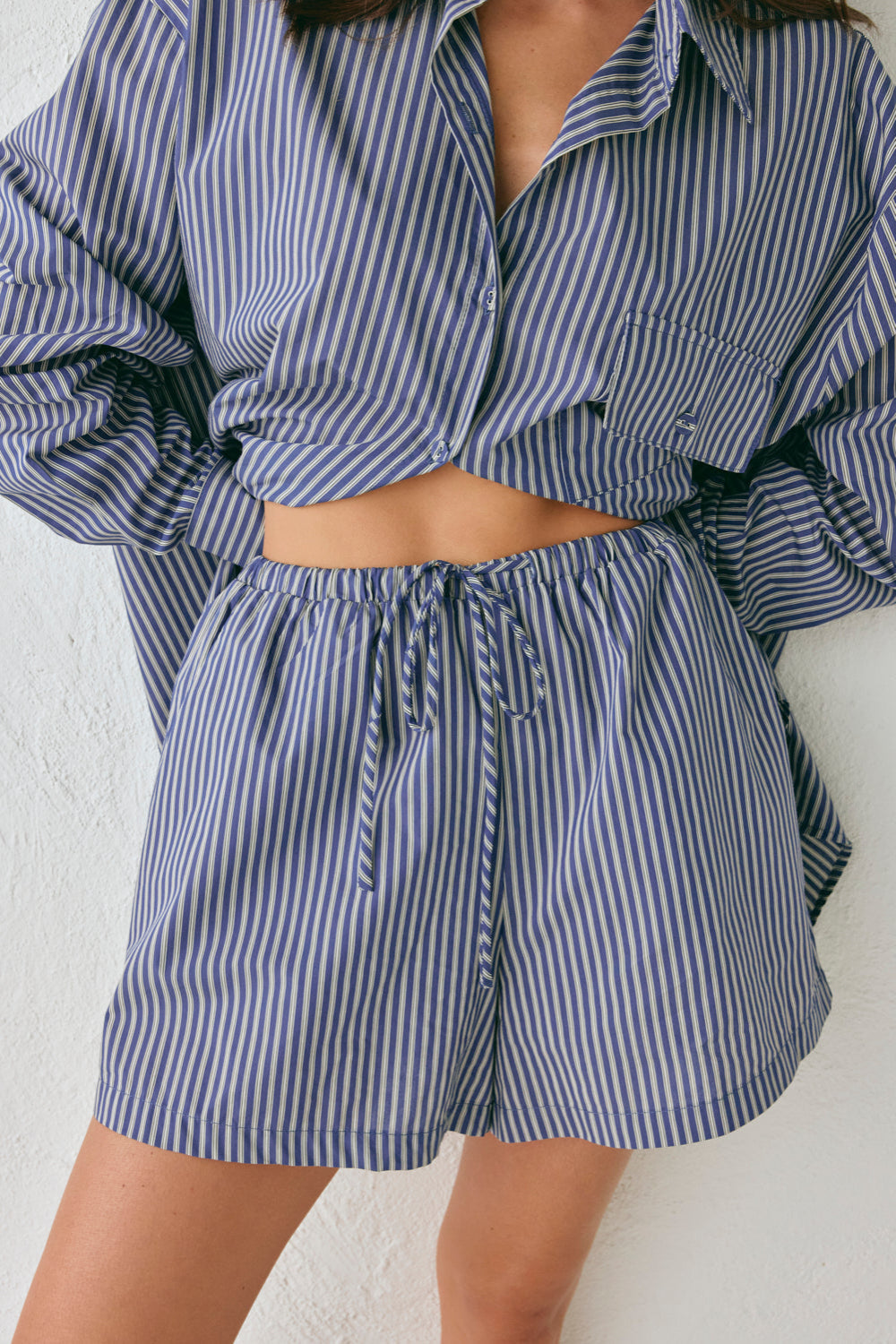 Annika Shorts Navy Stripe