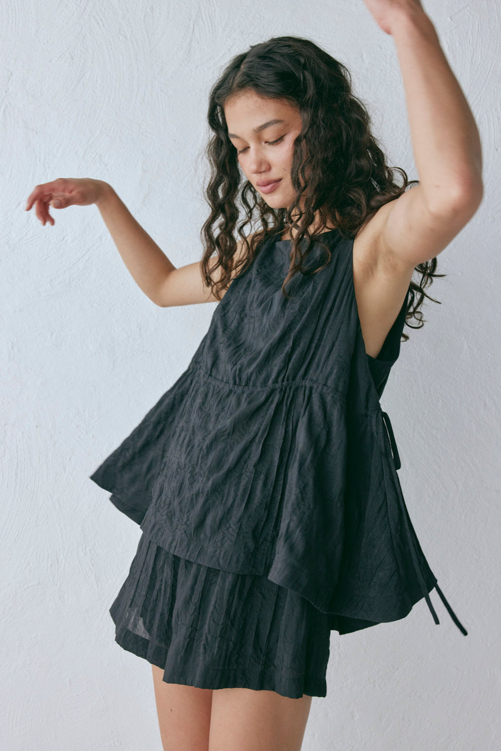 Indi Top Crinkle Black