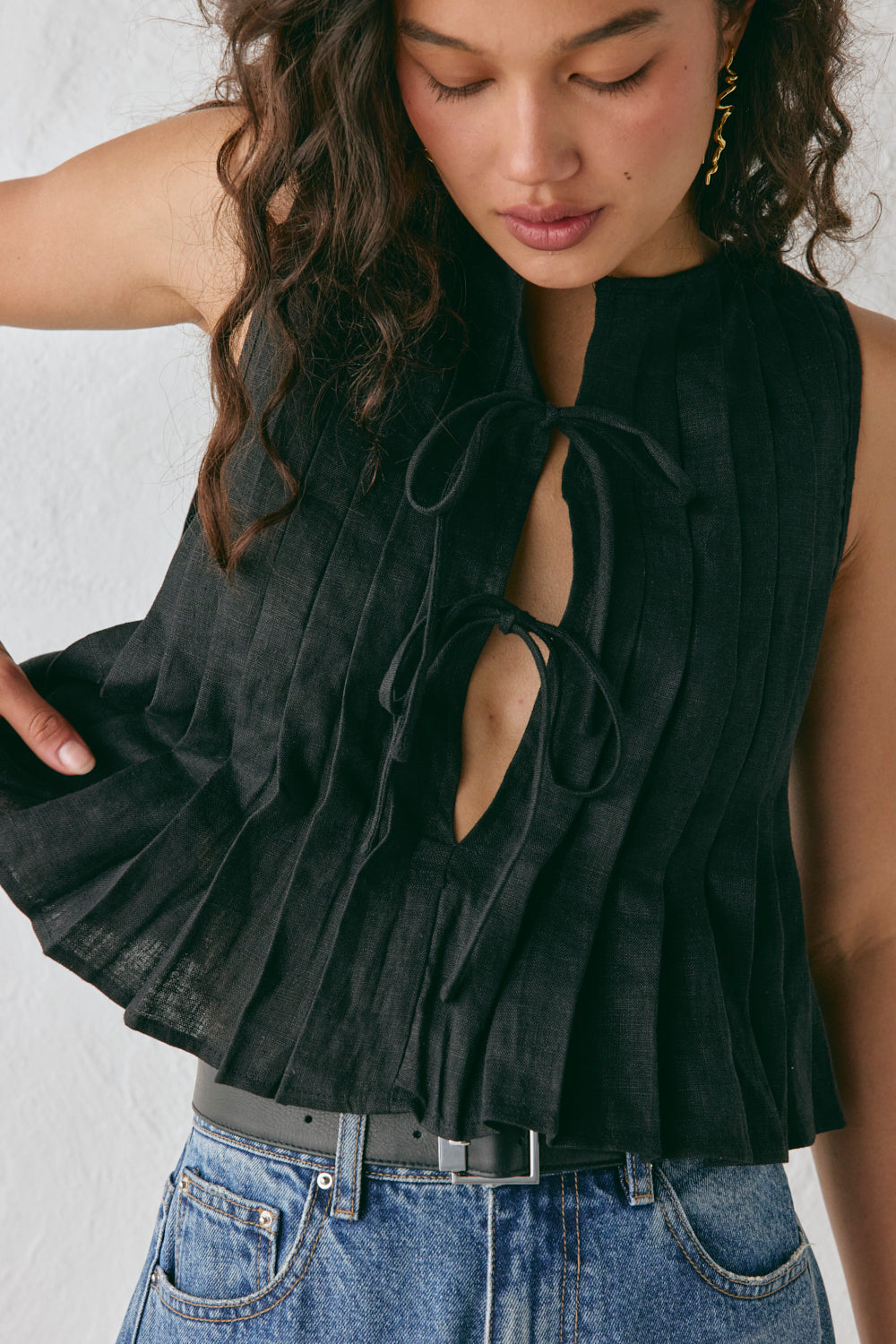 Valeria Linen Top Black
