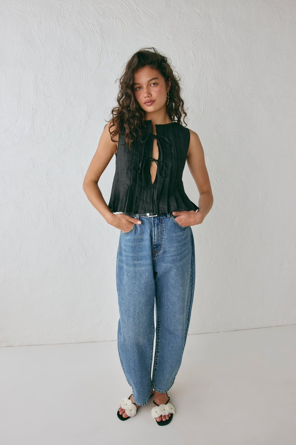 Valeria Linen Top Black