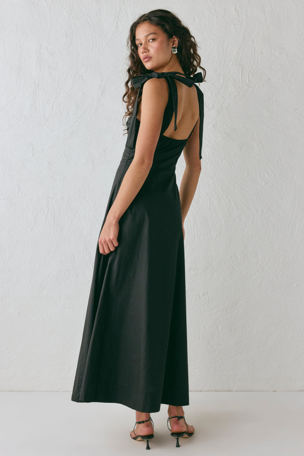 Lotte Midi Dress Black
