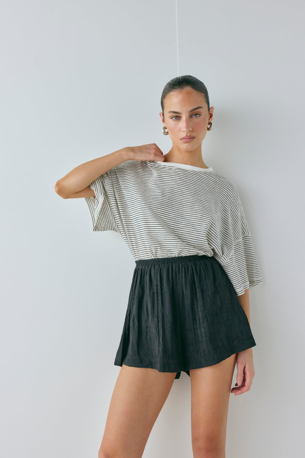 Annika Shorts Crinkle Black