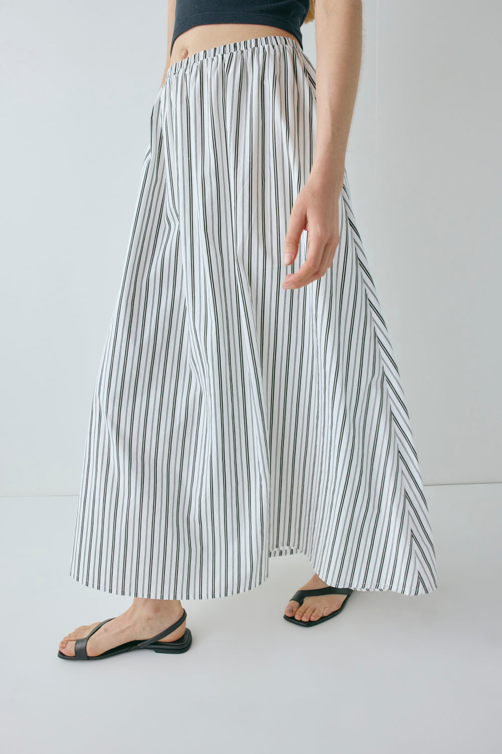 Solara Midi Skirt Black Stripe