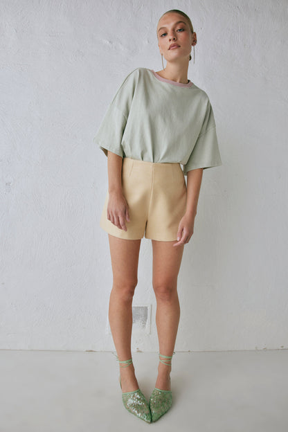 Nada Shorts Butter