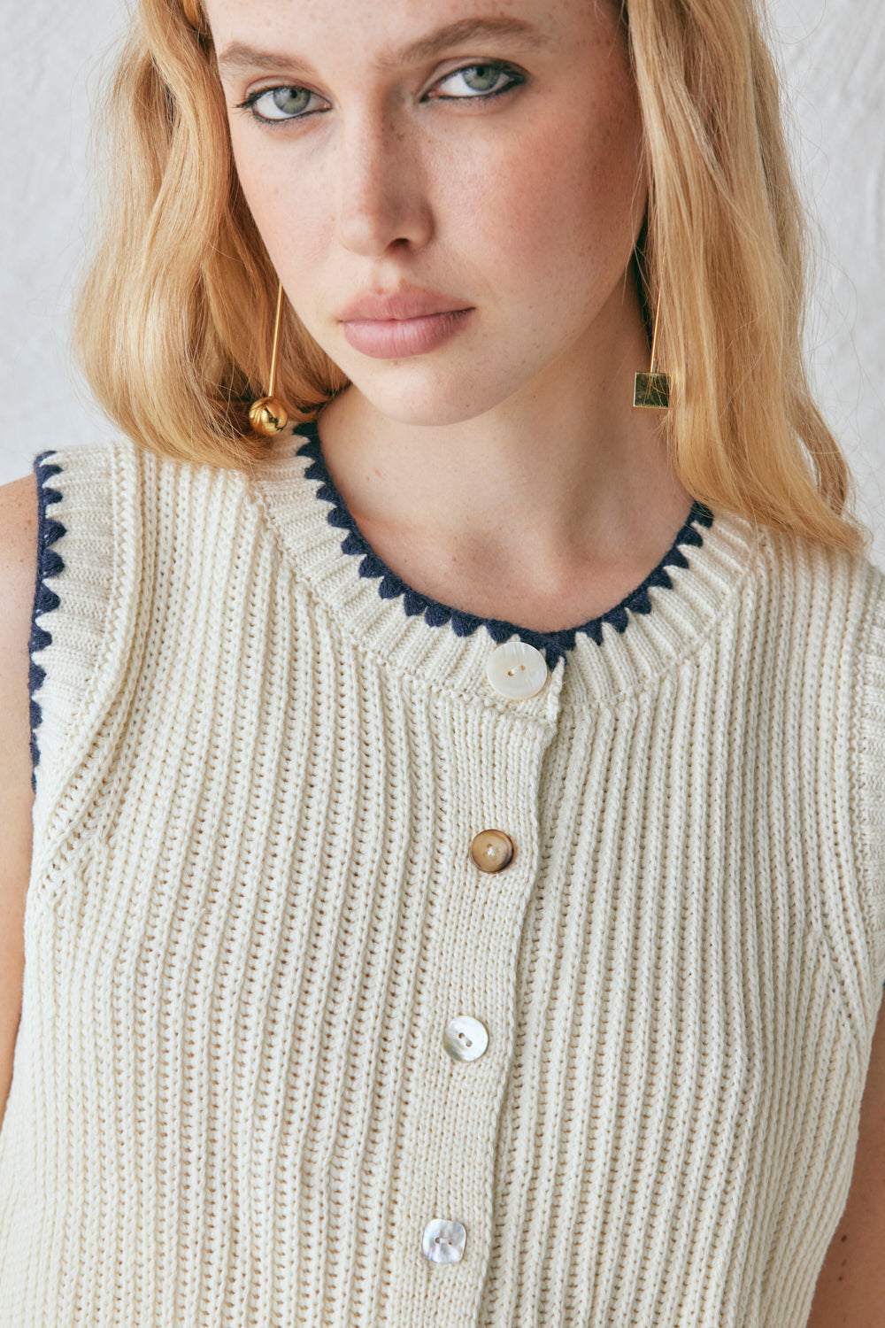 Alek Knit Vest Cream