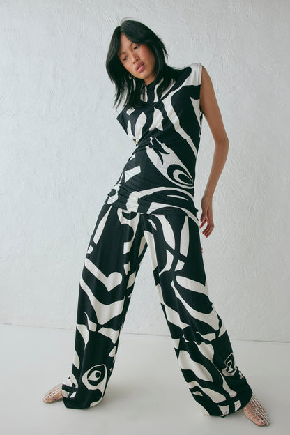 Tae Pants Ari