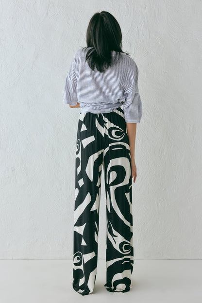 Tae Pants Ari