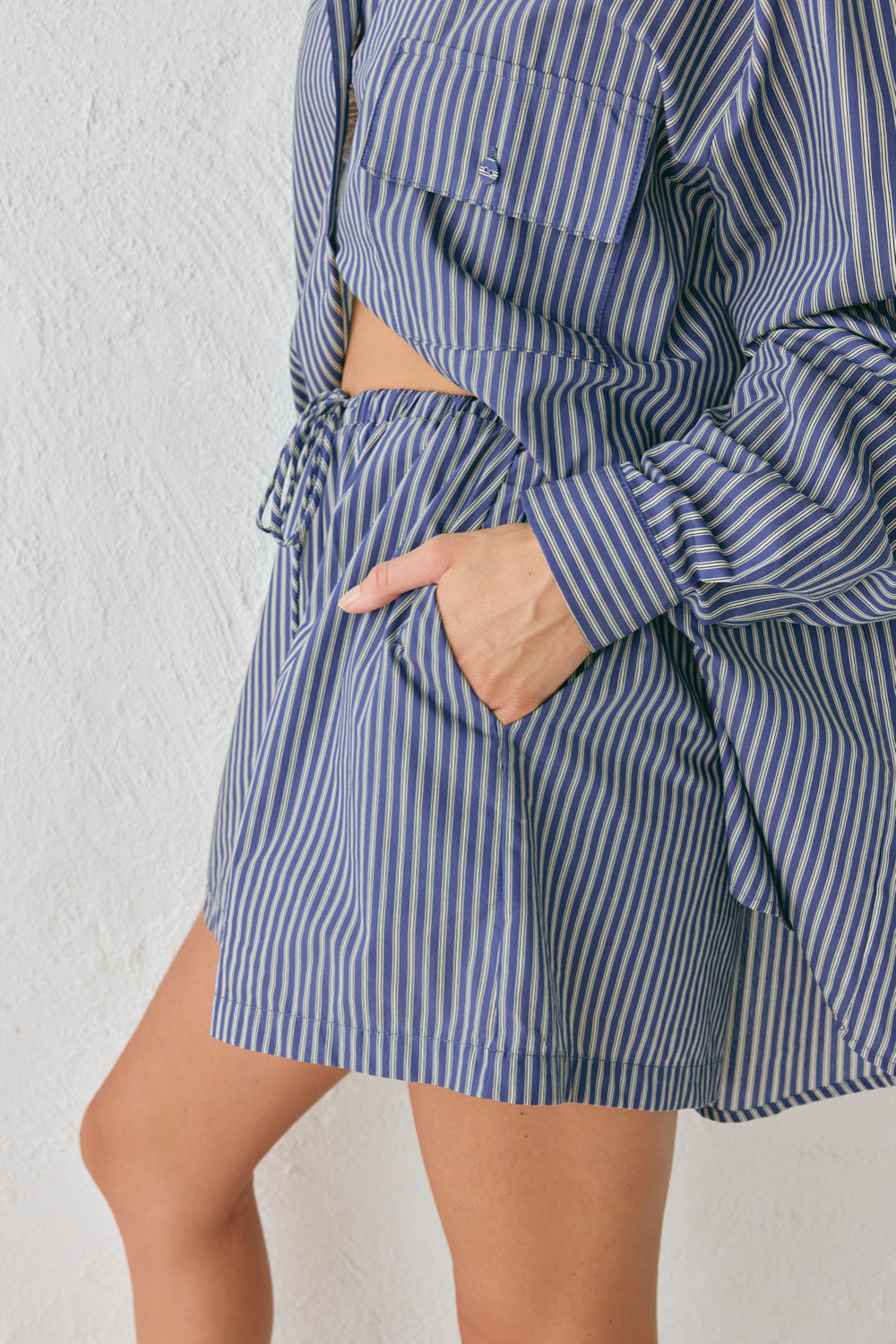 Annika Shorts Navy Stripe