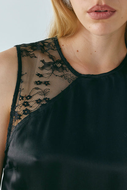 Dorit Lace Maxi Dress Black